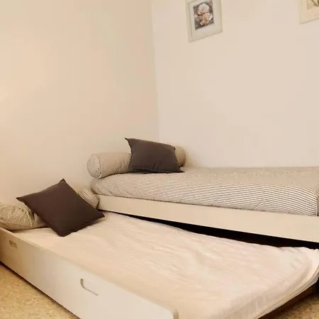 Coquet Au Lavandou Avec Parking Proche - Fr-1-251-299 Апартаменты *