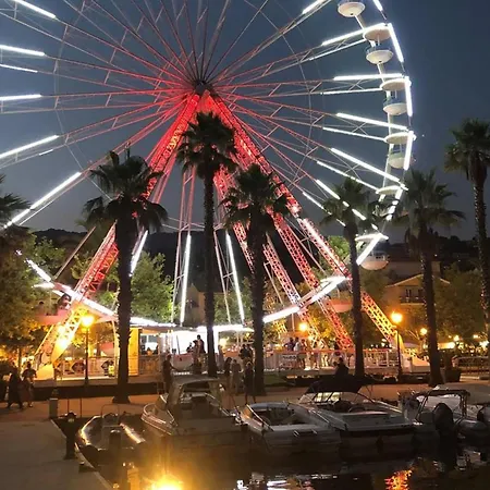 Coquet Au Lavandou Avec Parking Proche - Fr-1-251-299 Ле-Лаванду