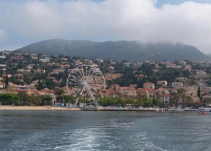 Coquet 4 Couchages Au Lavandou - Proche Plage, Parking Inclus, Commerces A Proximite - Fr-1-251-299 *